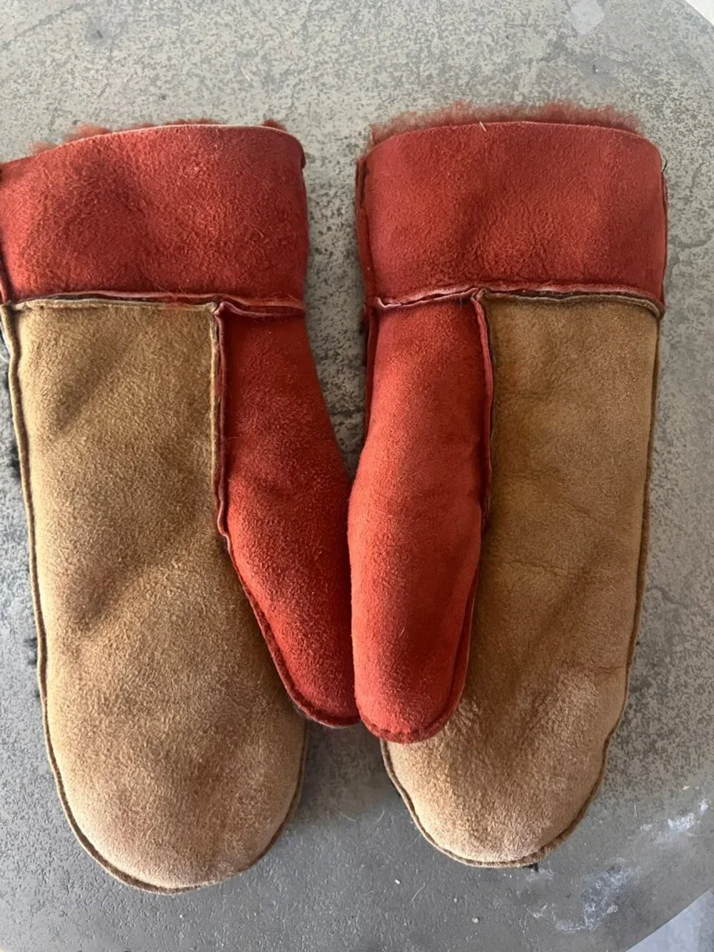 HENRI BENDEL SHEEPSKIN VINTAGE SUEDE TRI COLOR MITTEN GLOVES SZ SMALL